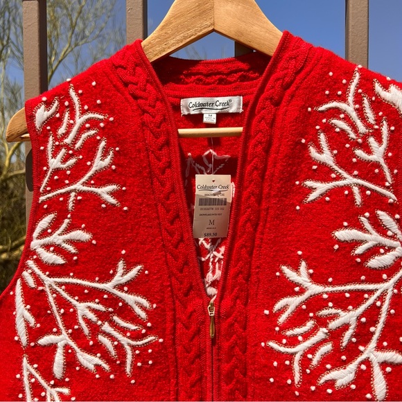 Coldwater Creek NWT Women’s Snowflake Zipper Sweater Vest M Red/White 💯% Wool - Picture 4 of 13